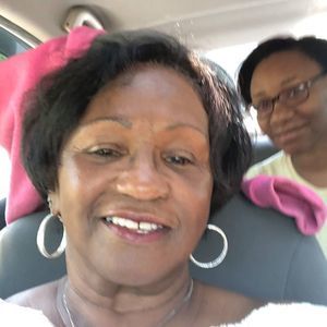 Meet your Posher, Naomi